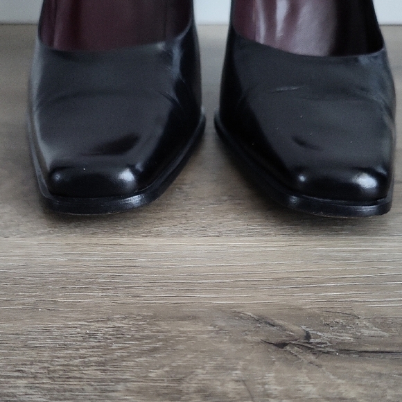 Browns Black Leather Heels - Picture 3 of 15